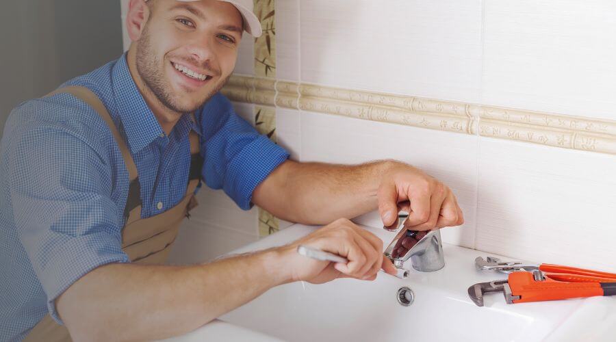 Handle or spout repair in Gilbert, AZ